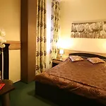 Hotel Seven 7