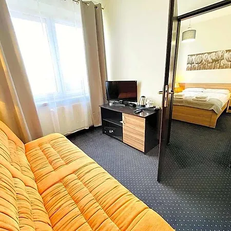 Hotel Seven 7 Kaliszki