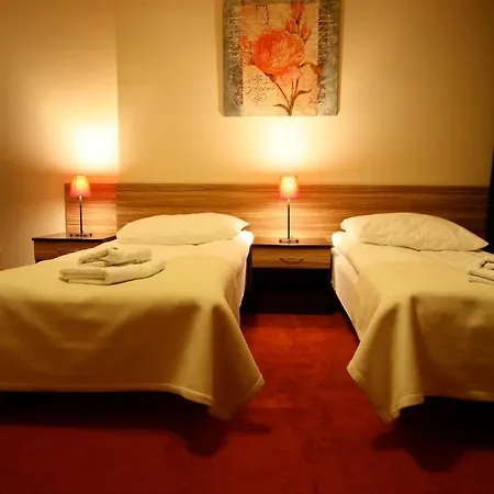 Hotel Seven 7 Kaliszki