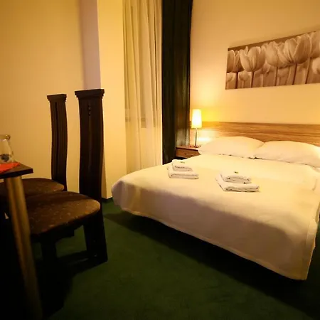 Seven 7 Hotel 3*