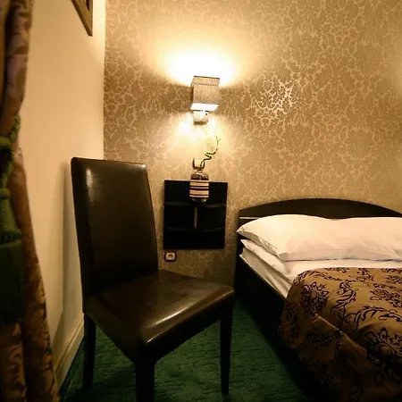 Seven 7 Hotel