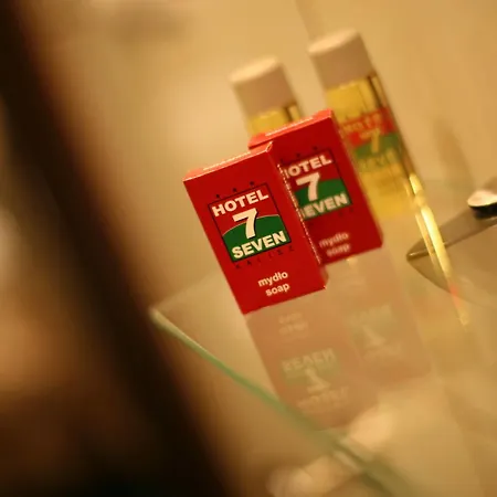 Hotel Seven 7